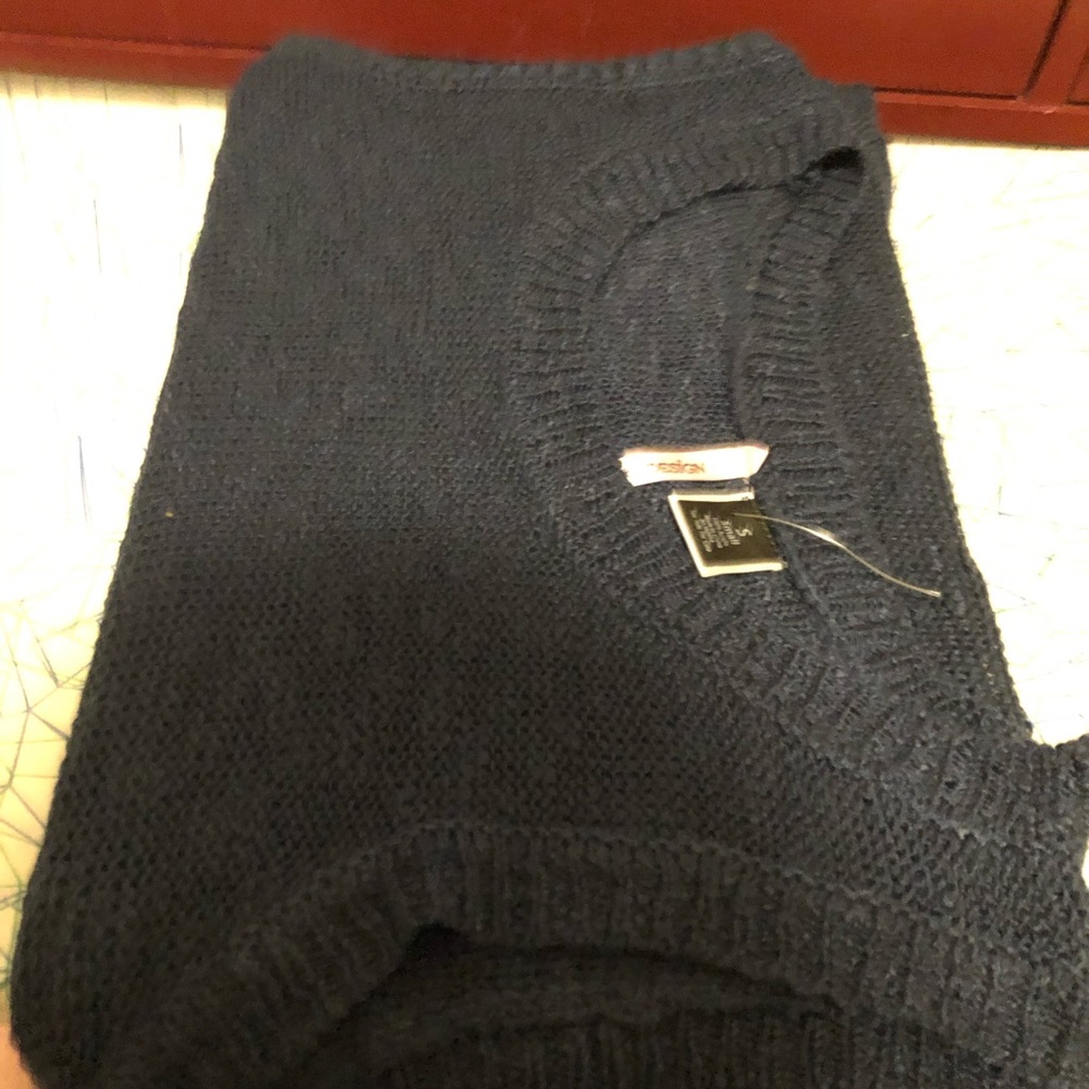 Knit top
